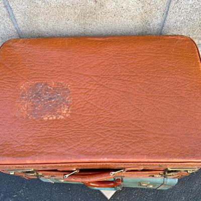 Lot of 3 Vintage Suitcases Functional