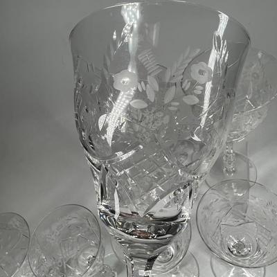 Set of 8 Floral Etched and Diamond Cut Crystal Wine Glass Goblets
