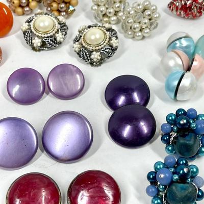 Vintage earring lot