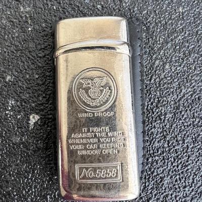 VINTAGE ZIPPO & VINTAGE MILITARY EAGLE 5858