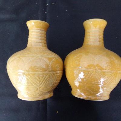12" JUG, 14" GREEN VASE, 2 7" VASES.