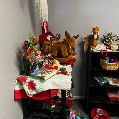 Christmas Items - AN ENTIRE ROOM OF ITEMS!!! WOW!!! 