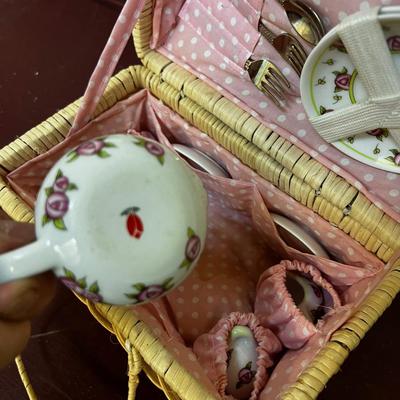 Childs Tea Set in Basket 