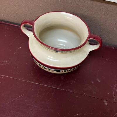 Pot Red & Green 