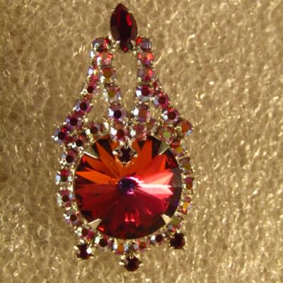 Deep Red Irridescent Glass Center Gem Brooch or Necklace Pendant (#45)