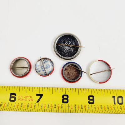 VINTAGE POLITICAL BUTTON / PIN BUNDLE