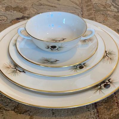 Lenox China Pine Pattern - 12 piece place setting - No chips or wear 