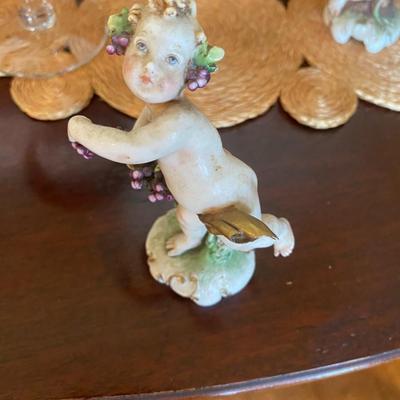 vintage Capo di Monte small figurines 