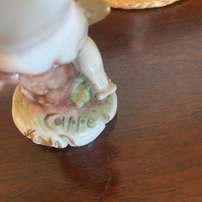 vintage Capo di Monte small figurines 