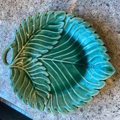 Majolica green leaf plates 