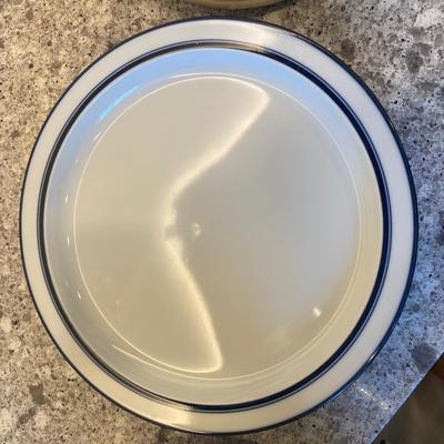 Dansk Bistro Fridriksborg dinner plates 