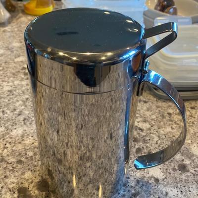 Cuisinart Stainless Olive Oil dispenser with lid