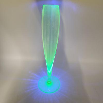 TALL URANIUM GLOWING GREEN FLUTE