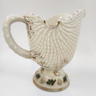 NORTHWOOD CUSTARD ARGONAUT SHELL PITCHER