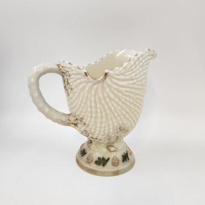 NORTHWOOD CUSTARD ARGONAUT SHELL PITCHER