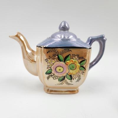 VINTAGE IRIDESCENT MADE IN JAPAN TEA SET