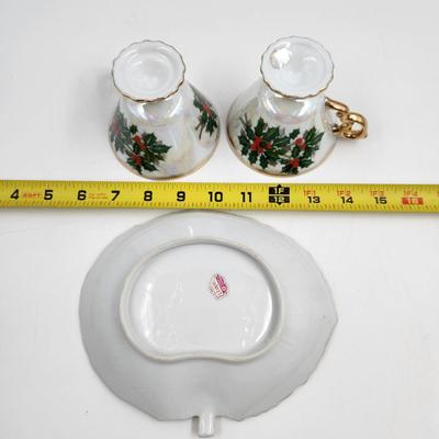 1960S UCAGCO HOLLY & BERRY LUSTERWARE TEA CUPS & SMALL PLATTER SET