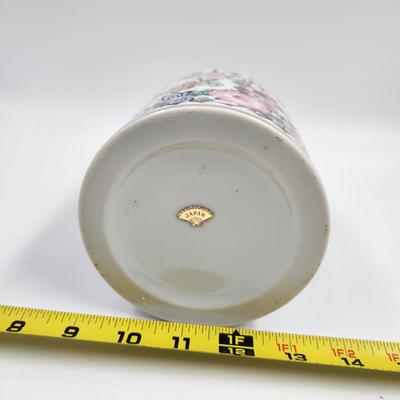 VINTAGE JAPANESE BEAUTIFULLY DETAILED HAND PAINTED FLORAL TEA POT