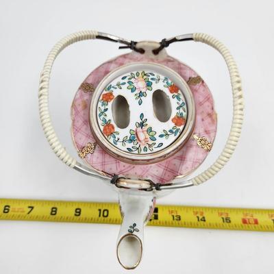VINTAGE JAPANESE BEAUTIFULLY DETAILED HAND PAINTED FLORAL TEA POT