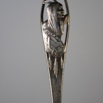 Early 1900's STERLING SOUVENIR SPOON WITH NATIVE AMERICAN FIGURE HOLDING SHIELD. 