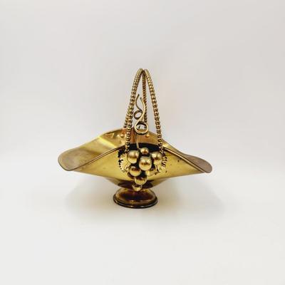 VINTAGE SOLID BRASS FRUIT STAND BASKET CENTER PIECE