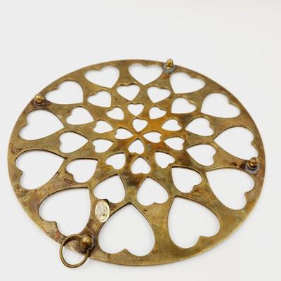 SOLID BRASS HEART DESIGN TRIVET / WALL HANGING