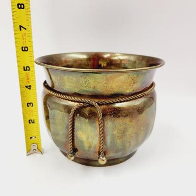 BRASS W/ DECOR ROPE PLANTER
