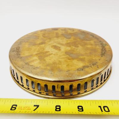 BEAUTIFUL BRASS HAMMERED BOTTOM TRAY