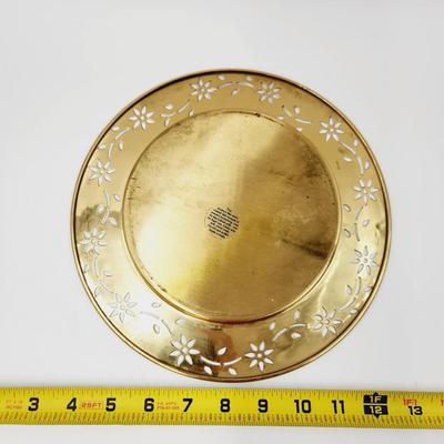 BRASS ETCHED FLOWER ROUND TRAY