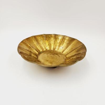 FOOTED & SHAPED BRASS BOWL