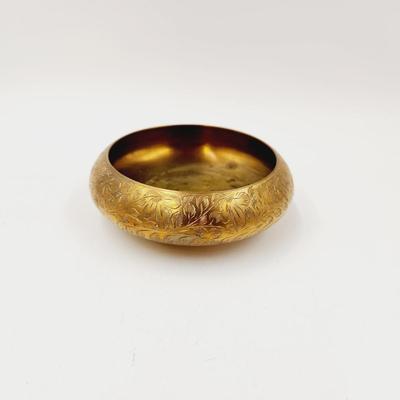 BEAUTIFUL ETCHED FLOWERS BRASS DECOR BOWL