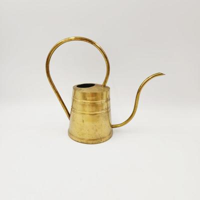 UNIQUE DESIGNED  BRASS WATERING CAN