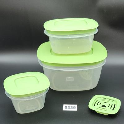 Rubbermaid Storage Containers