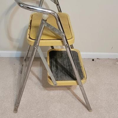 VIntageStep Stool