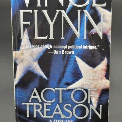 Vince Flynn Paperback Book Lot