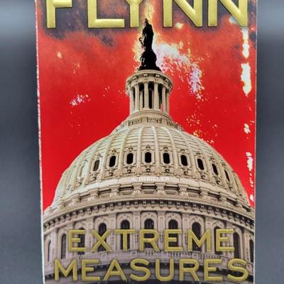 Vince Flynn Paperback Book Lot
