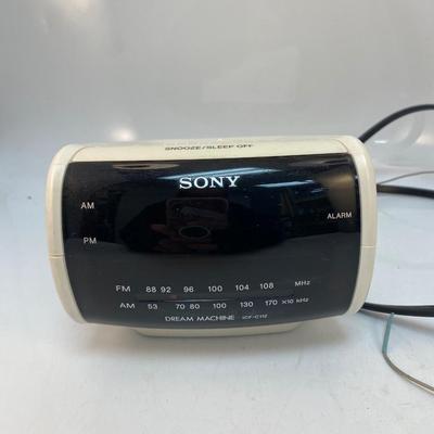 Sony Dream Machine AM FM Alarm Clock Radio #ICF-C112