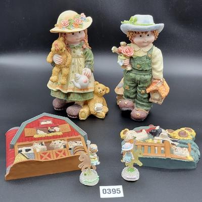 Home Decor / Figurine Lot