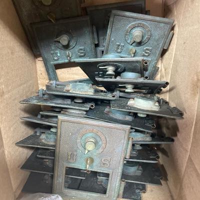 Restoration Project Alert!!  Authentic US Mail Box