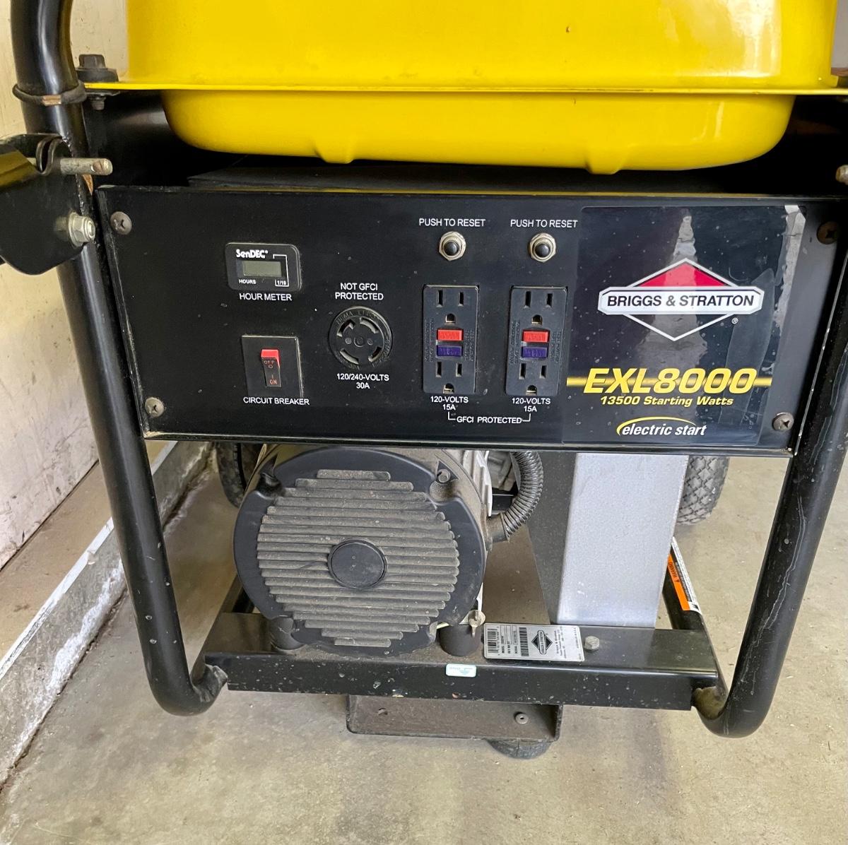 Briggs and Stratton EXL8000 Generator
