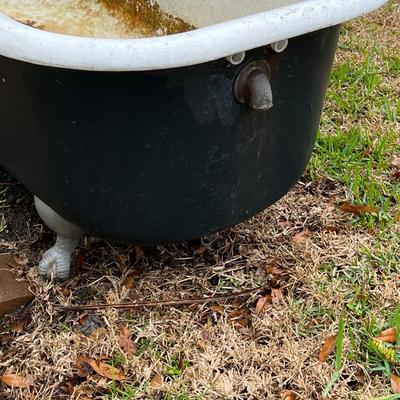 Clawfoot Cast Iron Tub