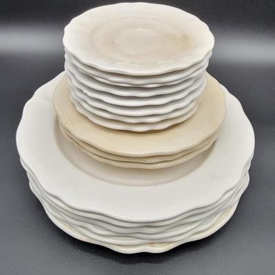 Harmony House Federalist Dinnerware
