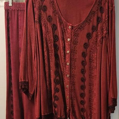 (XXX) Women's Catherine's Brand Outfit