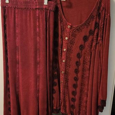 (XXX) Women's Catherine's Brand Outfit