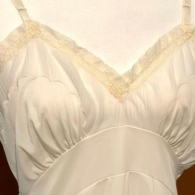 Vintage Slip