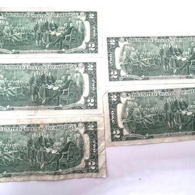 Five 1976 $2 Notes