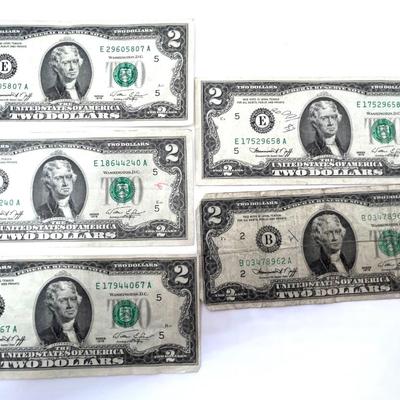 Five 1976 $2 Notes
