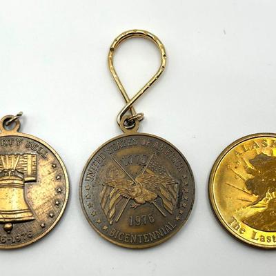 3 1976 America Pendants and an Alaska Token