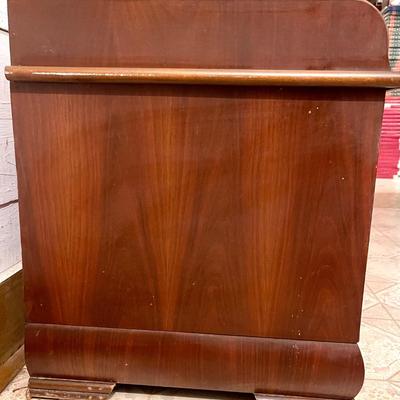 Lane Cedar Chest