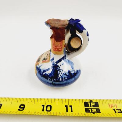 RYNBENDES CHERRY LIQUEUR DELFT HOLLAND DECANTER
